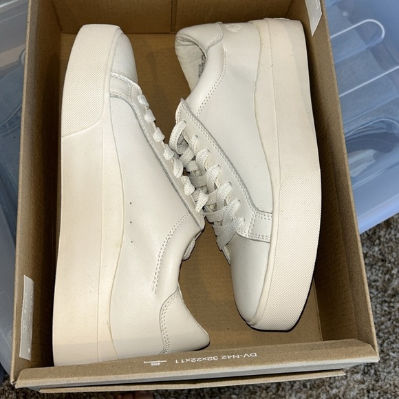 Dolce Vita Zayn 360 Sneaker White Leather - Picture 11 of 13